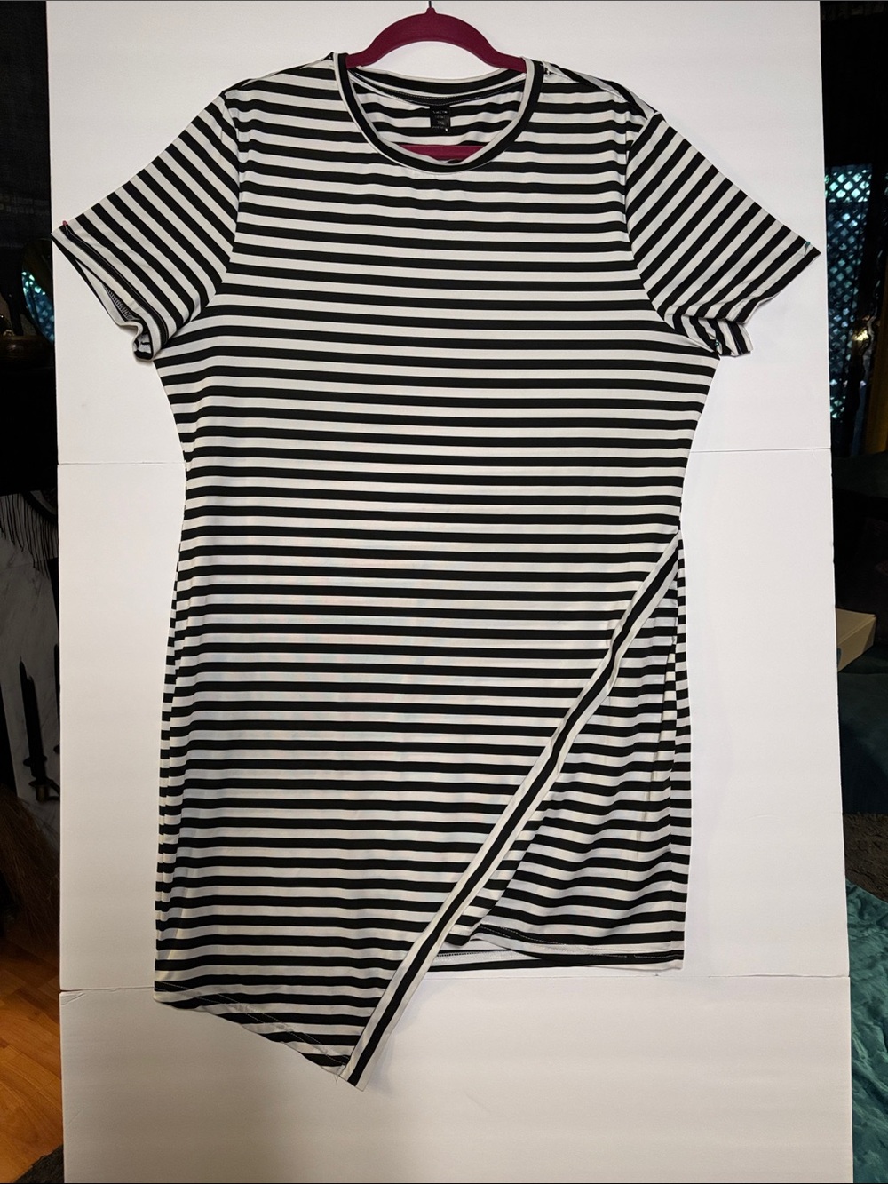SHEIN Black & White Striped Short Sleeve Asymmetric Dress